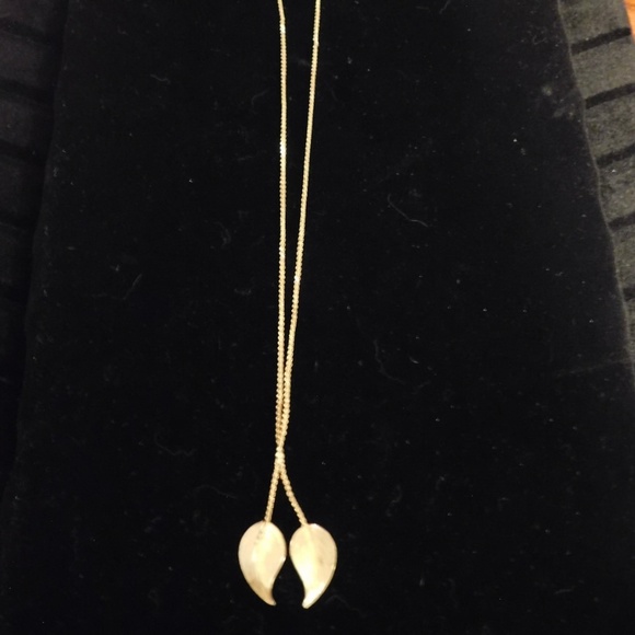 Golden Double Leaf Necklace - Picture 11 of 12